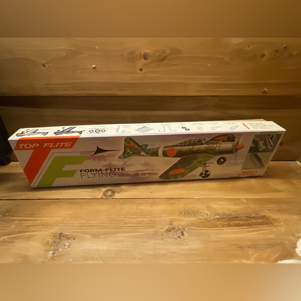 TOP FLITE Zero Model Plane Kit Compact 18”Wing Span Wooden RARE 1/18